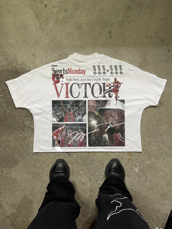 Retro Chicago Bulls 1998 NBA Champions Michael Jordan graphic tee – newspaper print oversized streetwear shirt