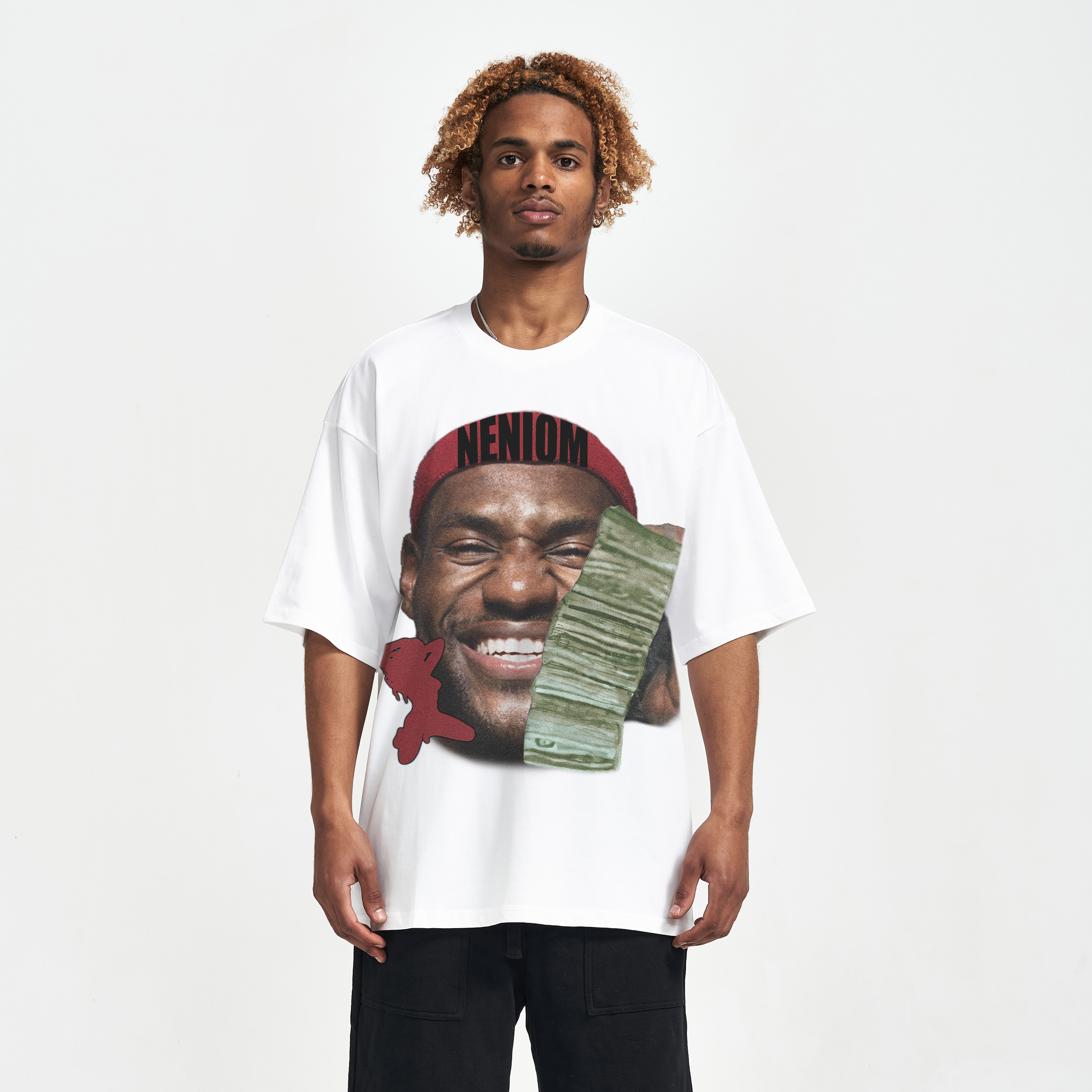 Oversized white graphic tee with LeBron James smiling money design – Y2K streetwear fashion
