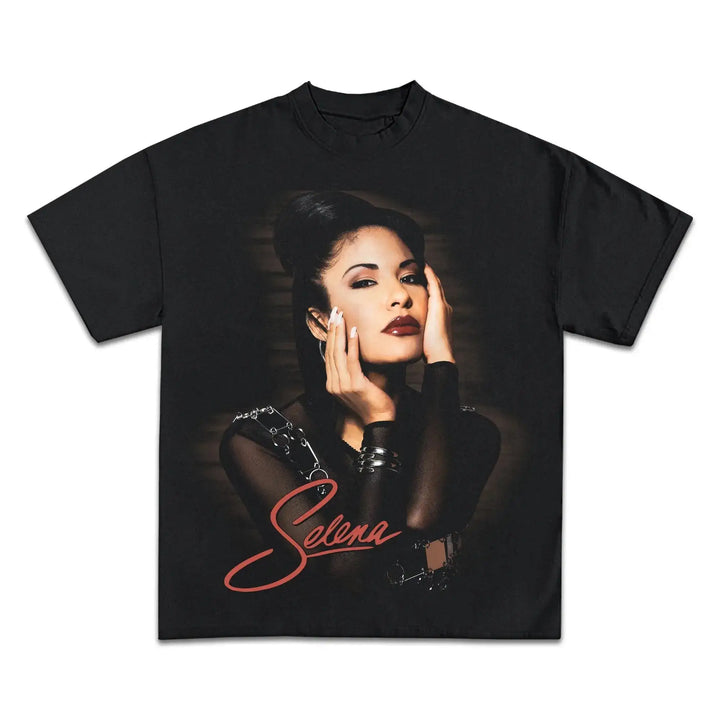 Black t-shirt with a graphic of a woman and 'Selena' text on a white background. SELENA PÉREZ Boxy Vintage Shirt