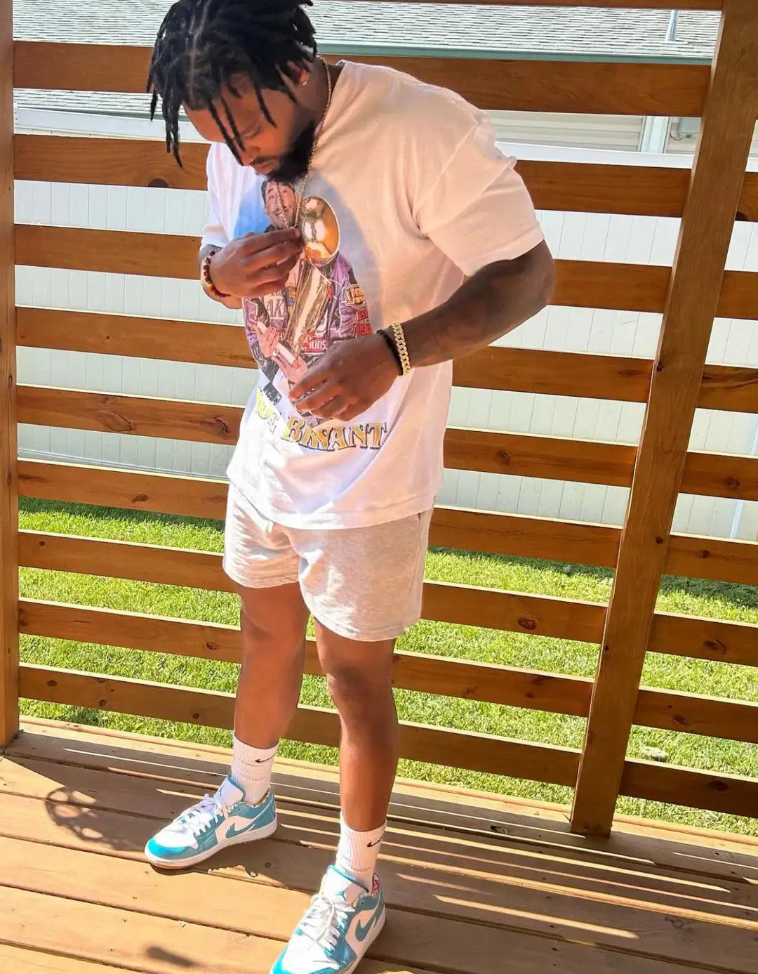 Mamba Forever Kobe Boxy Vintage Shirt Graphic Basketball Tee Streetwear Y2K Neniom